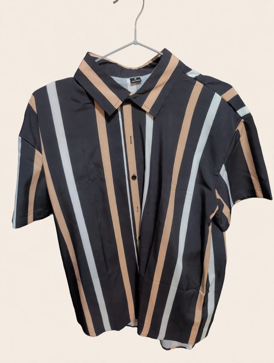 Black vertical striped short-sleeve button-down